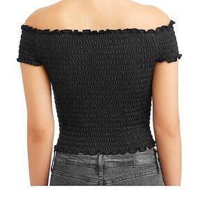 🖤Black Off Shoulder Smocked Top🖤